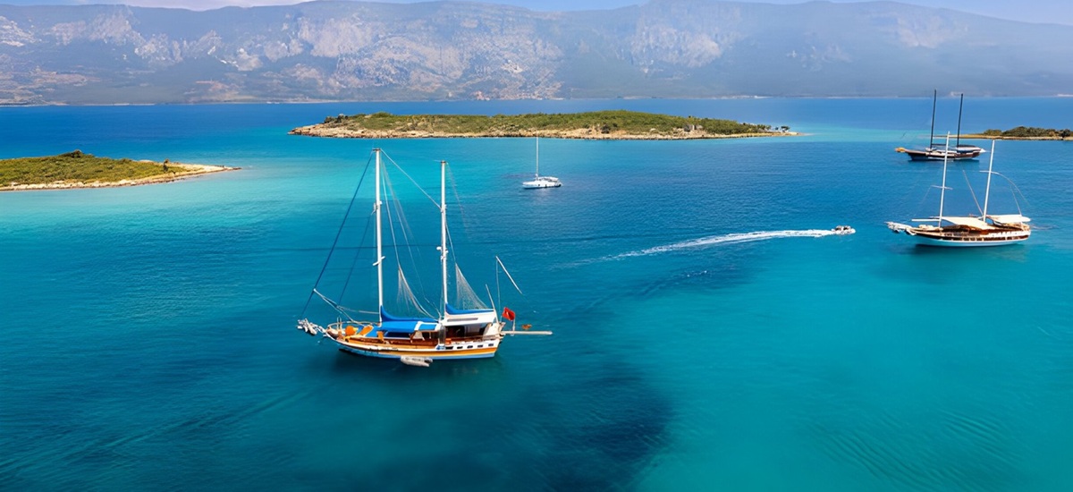 +90 552 892 6170 Göktuğ Kaptan Tisan Yat Turu, Tisan Tekne Turu. Özel Gün ve Vip Yat & Tekne Turları. Mersin Silifke Taşucu Tisan Yat ve Tekne Gezileri.